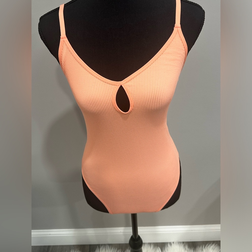 Women’s orange bodysuit - Picture 2 of 5